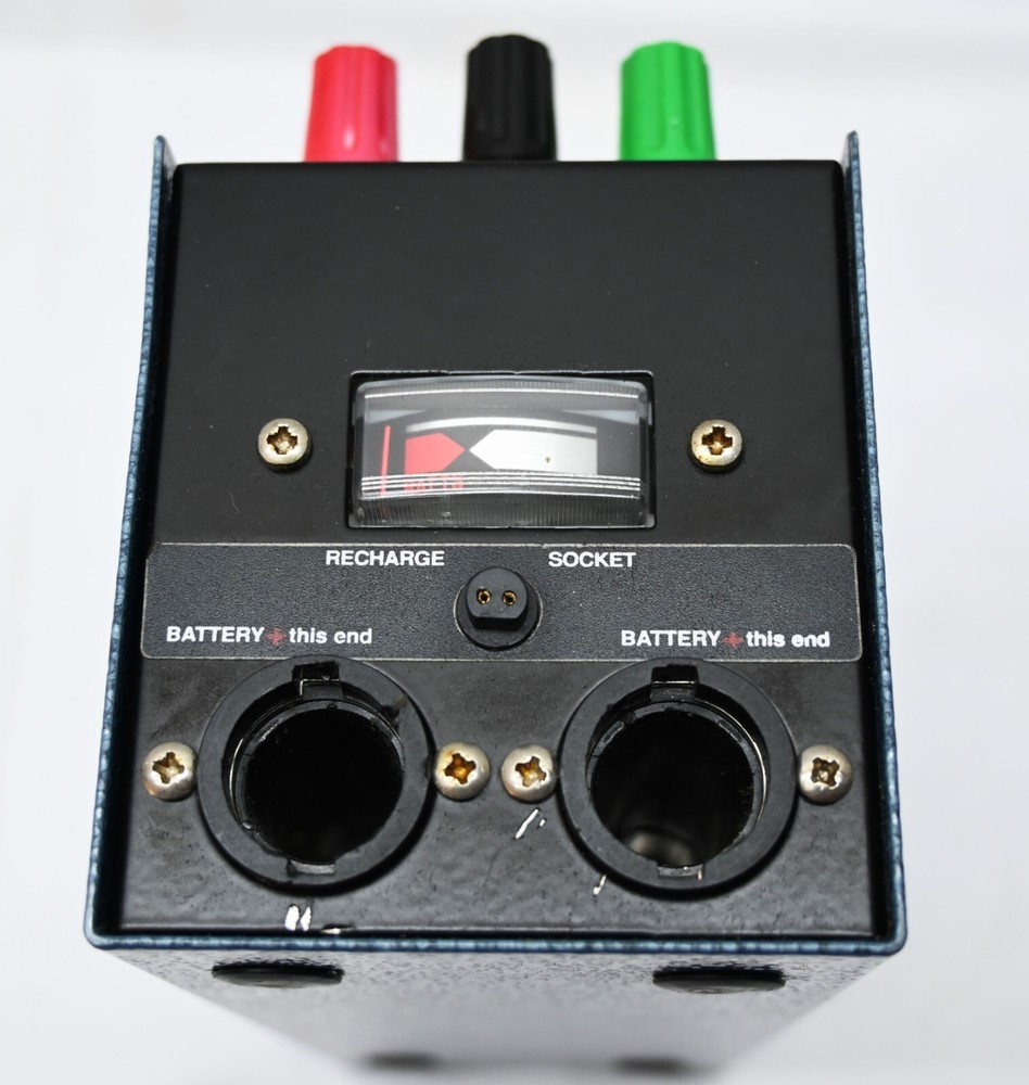 Time Electronics 404S DC Millivolt Source Multi Function Calibrator With Case