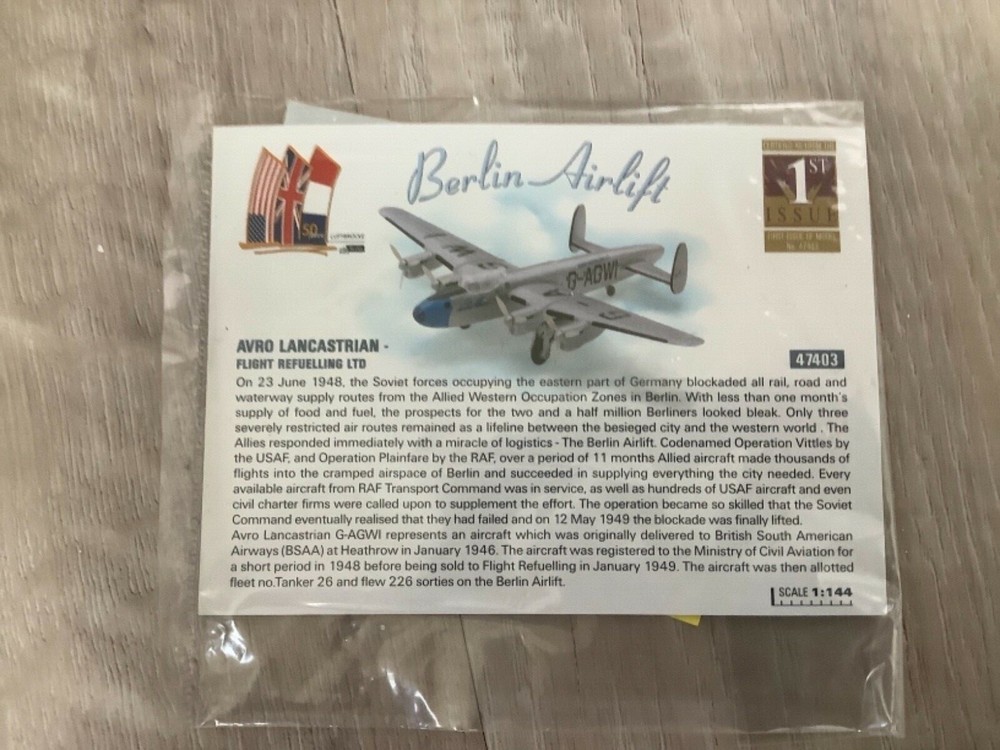 Corgi AA47403 1:144 AVRO Lancastrian flight refuelling - 1st Issue