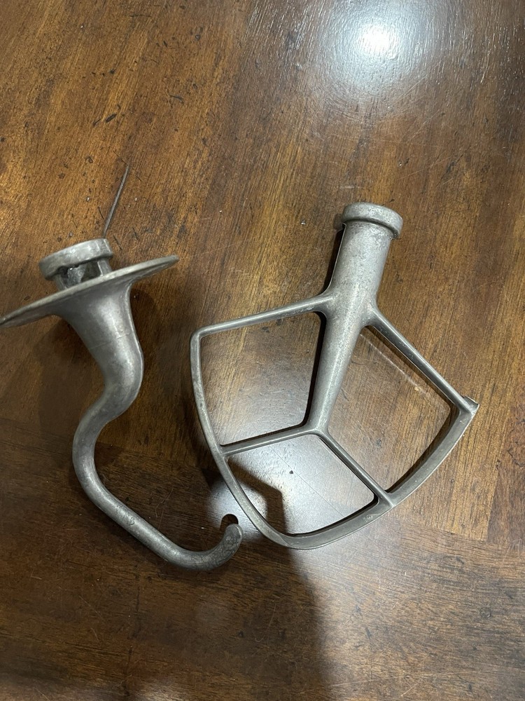 Small KitchenAid Metal Flat Beater and Dough Hook Mixer Attachments Accessories