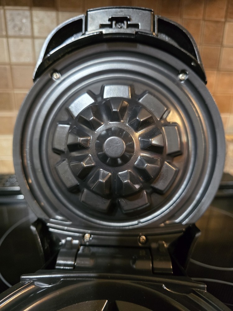 Presto waffle bowl maker