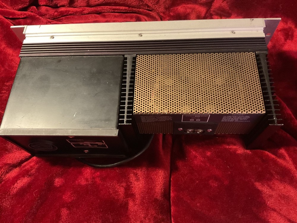 crown d150a classic power amp great cosmetics tested works