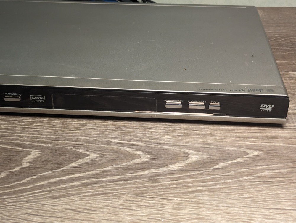 Philips DVP5140/37 DVD PLAYER With Dolby Digital Audio TESTED & WORKING