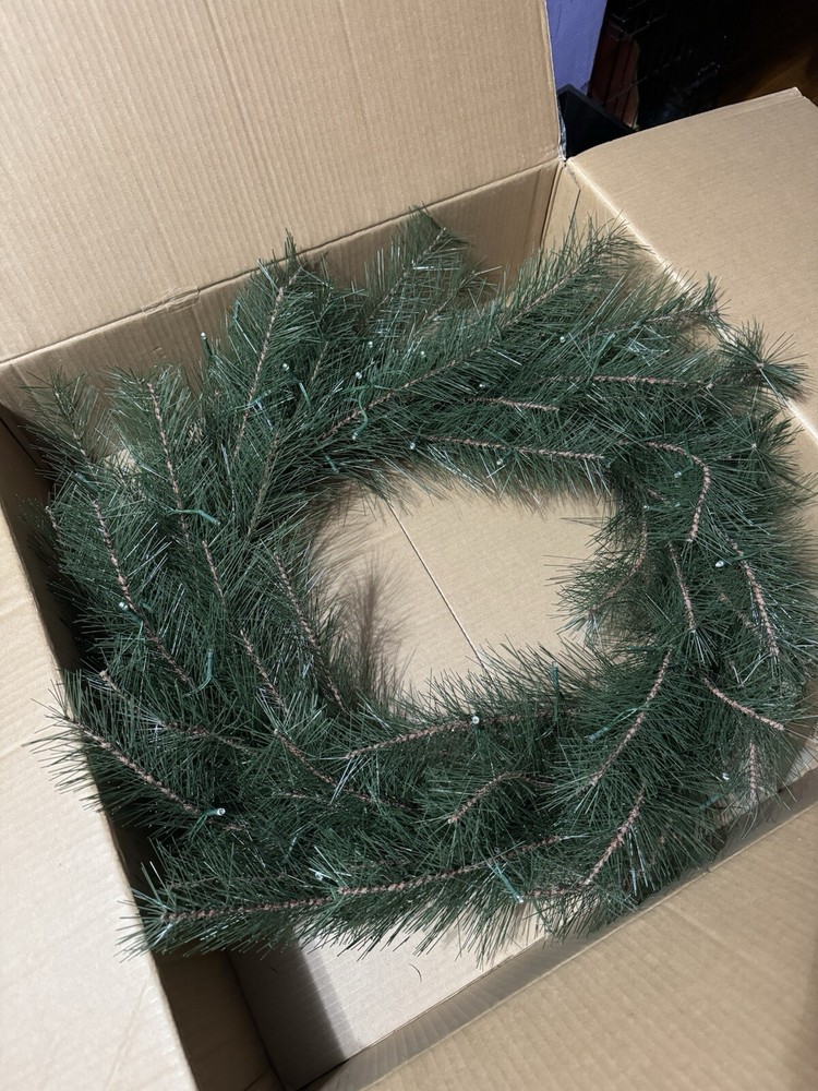 36” Long Needle Pine LED Holiday Wreath