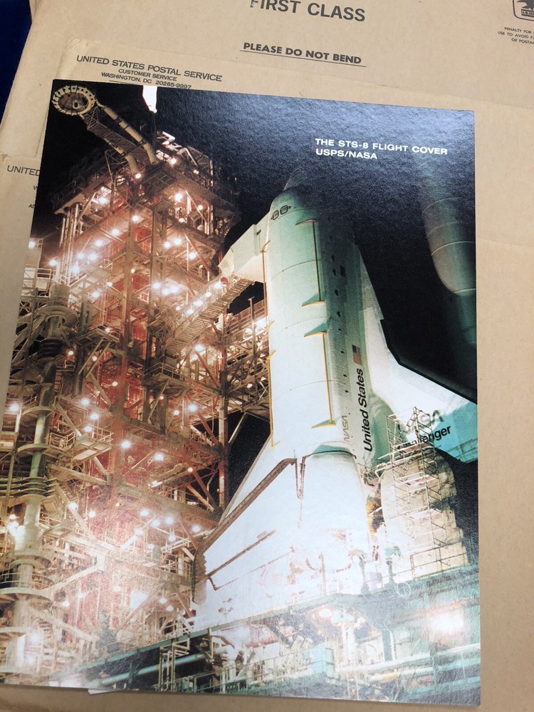 1909 STS-8 1983 COVER & FOLDER, FLOWN ON THE CHALLENGER SPACE SHUTTLE-UNOPENED
