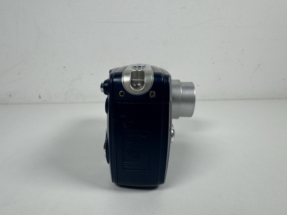 Praktica DCZ 5.5 5MP Digital Camera Blue | Tested & Working