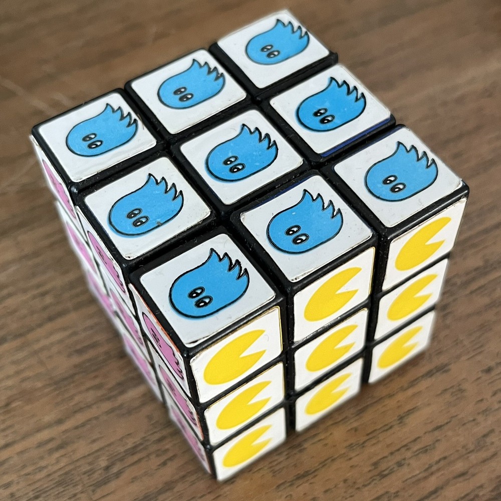 PAC-MAN RUBIK'S CUBE - VINTAGE and RARE
