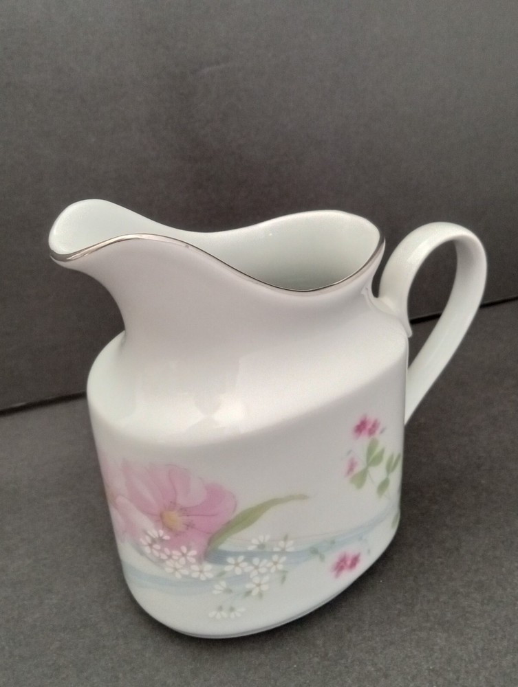 STUDIO NOVA MA202 Pink Vista Small Creamer Dish