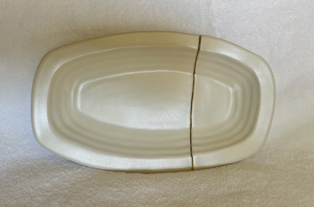 Michael Wainwright Mezza Hors D’oerve Tray Stoneware 24K Accent