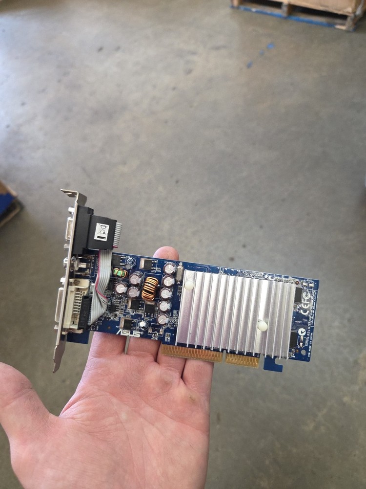 Video card asus gt6200