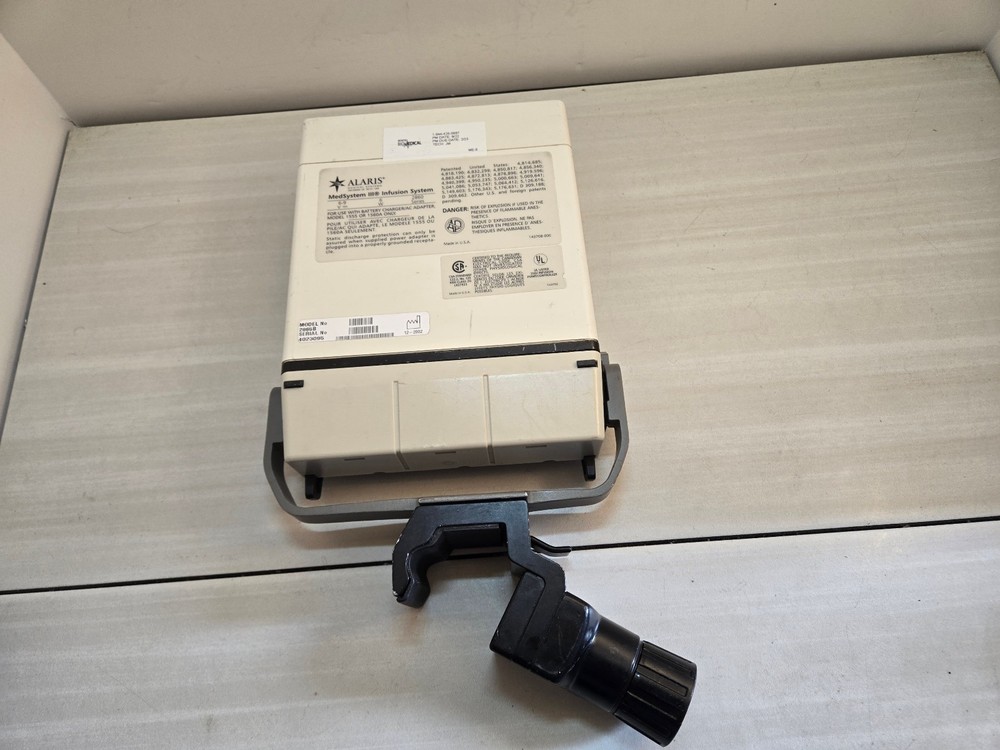 Medsystem III 2865B Pump w/pole clamp