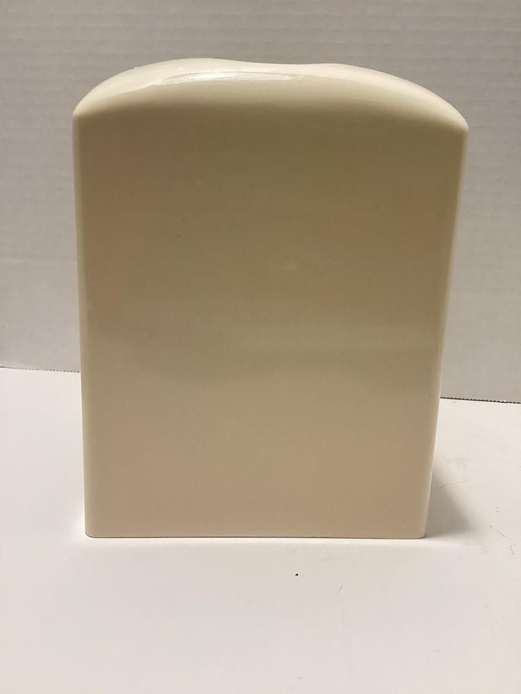 Tissue Kleenex Golf Holder Office Bedroom Man Cave Plastic