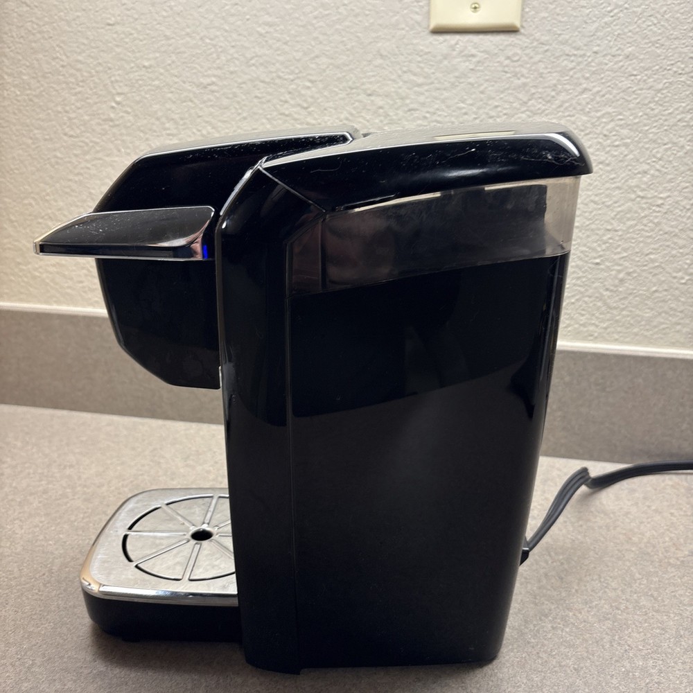 Keurig K-10 Single Serve Coffee Maker - Black - Tested & Working Preowned.