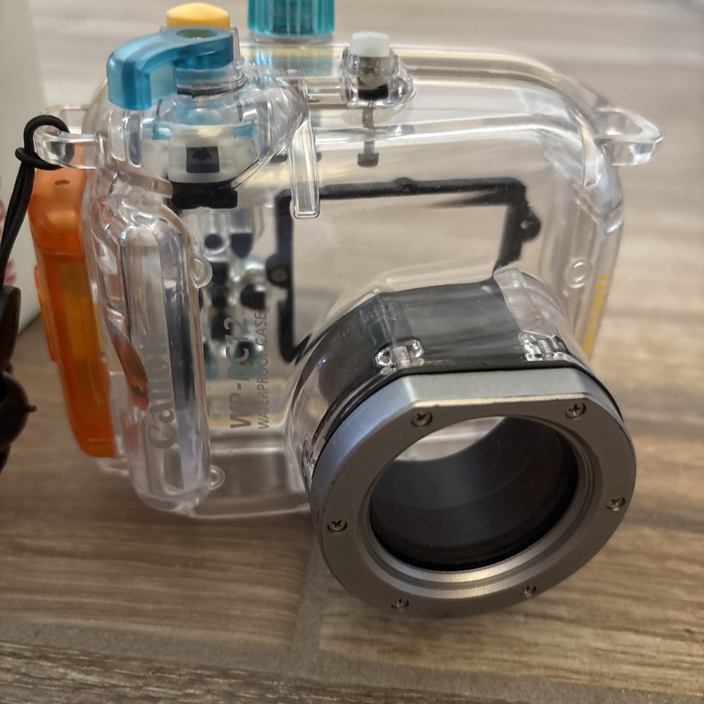 Canon WP-DC9 Waterproof Camera Case Used