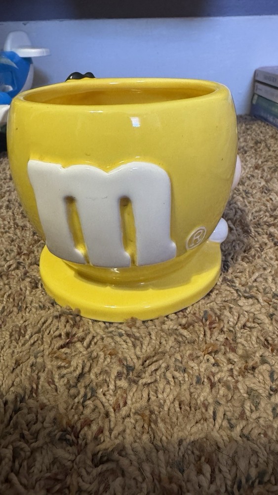M &M Planter