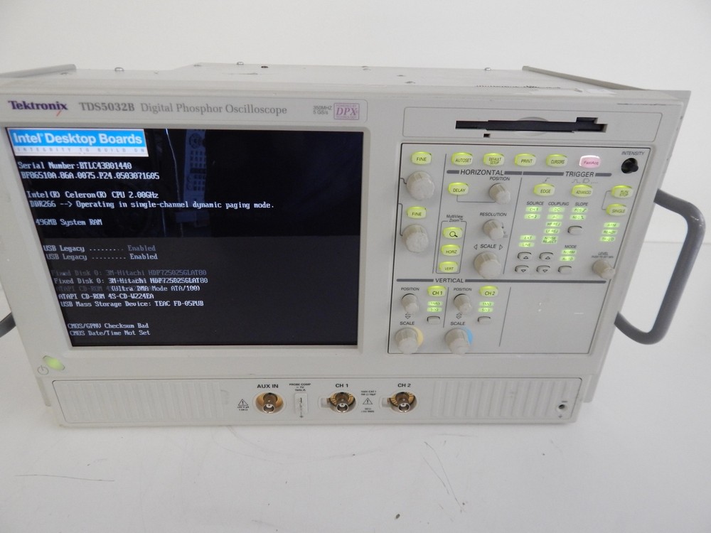 ^^ TEKTRONIX TDS5032B DIGITAL PHOSPHOR OSCILLOSCOPE (CCY4)