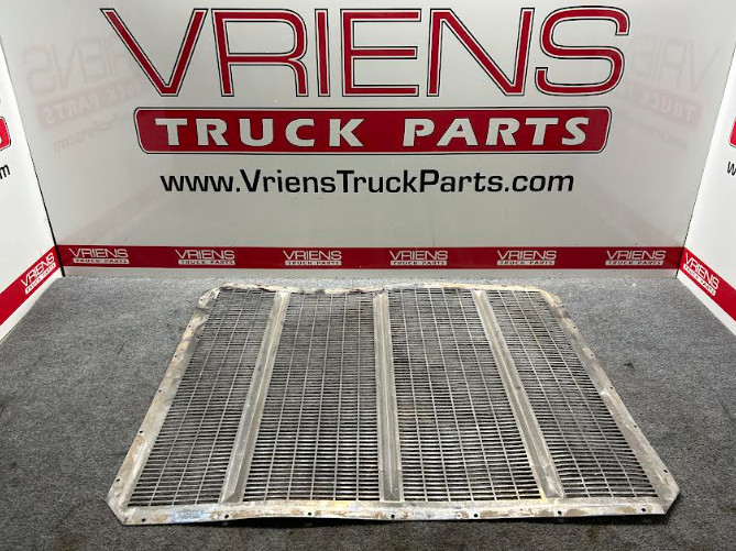 PETERBILT 13-04540 GRILLE 385