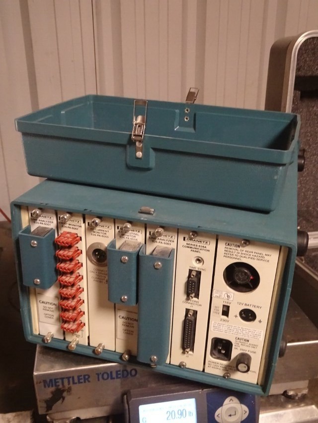 Dranetz Universal Disturbance Analyzer w/ Current Probe, series 626A