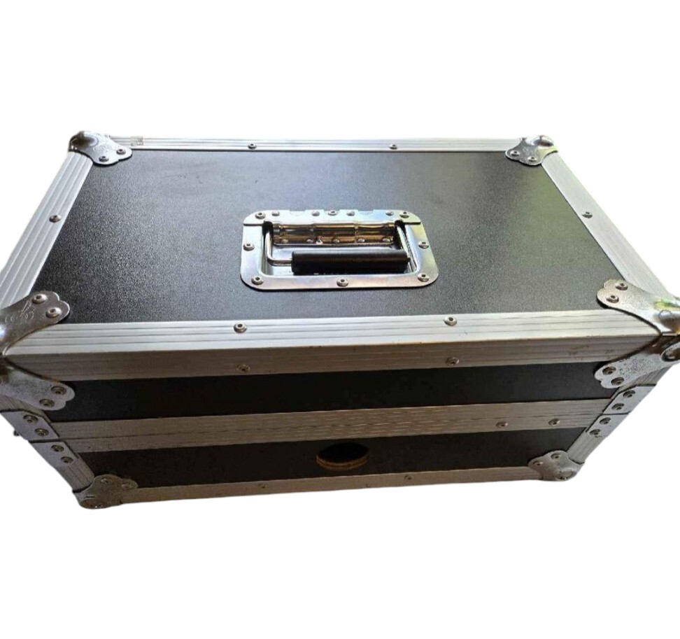 Denon DJ mc3000 professional DJ mixer with case