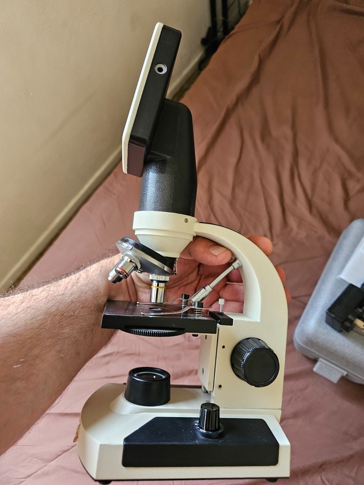 Motic Ecoline Advanced Digital Microscope Nice Lenses, 3.5" LCD Screen, Camera