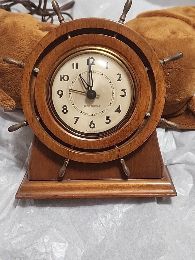 Vintage Seth Thomas Ship's WHEEL Electric Clock E CAPSPAN WORKING GREAT.