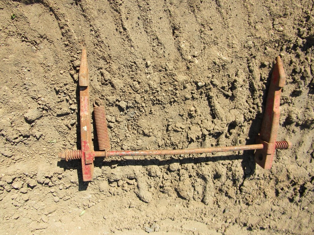 IH FARMALL TRACTOR FAST 2 POINT HITCH PLOW IMPLEMENT ARMS
