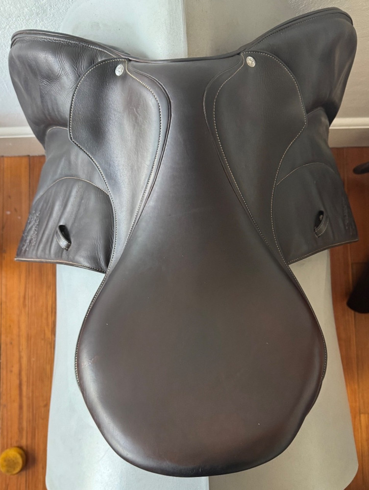 18.5" Voltaire Stuttgart PRO Saddle - 2017 - 4AAR - Full Buffalo