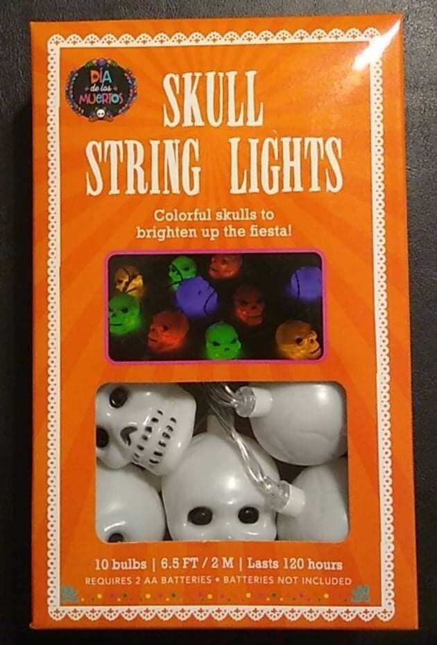 Skull String Light Set 10 bulbs 6.5' lasts 120 hours battery operated Multicolor