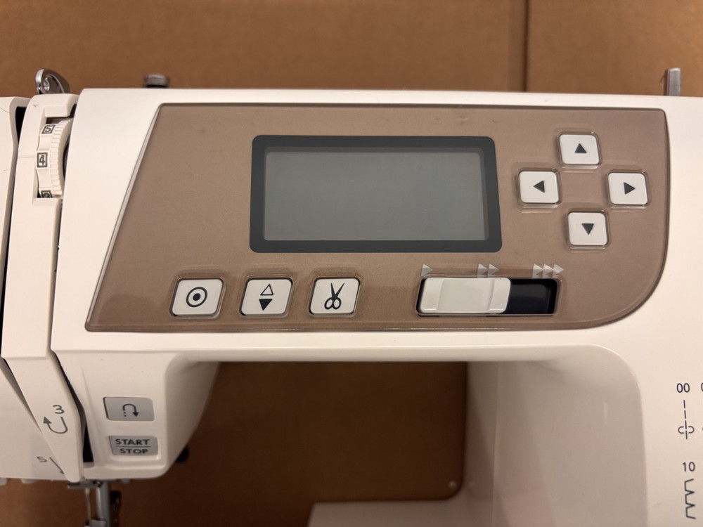 Janome 3160QDC-T Gold Computerized Sewing Machine