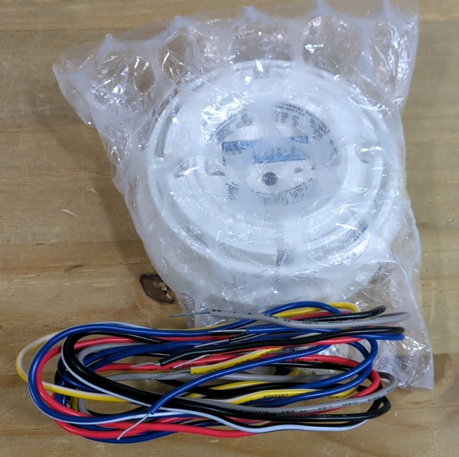 Hubbell Surface Mount High Bay PIR Occupancy Sensor +LENS SEE DESCRIPTION