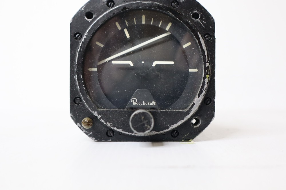 Aviation Instrument AIM 300-3 Horizon Reference Indicator