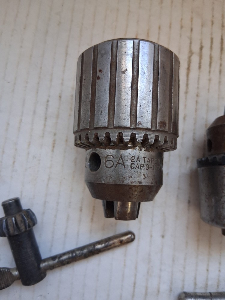 Group Of Jacob Chicks @ Keys