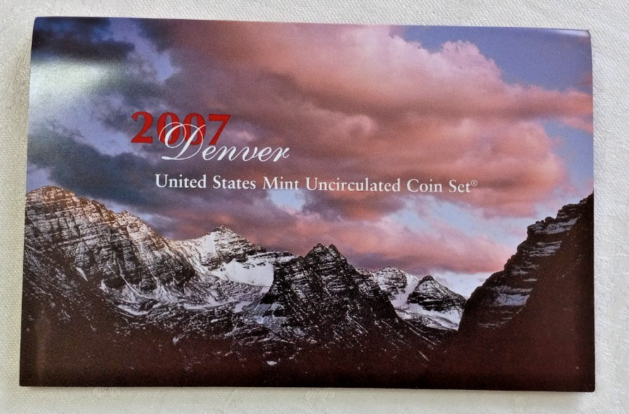 2007 US Mint Uncirculated Coin Sets Philadelphia & Denver Mints