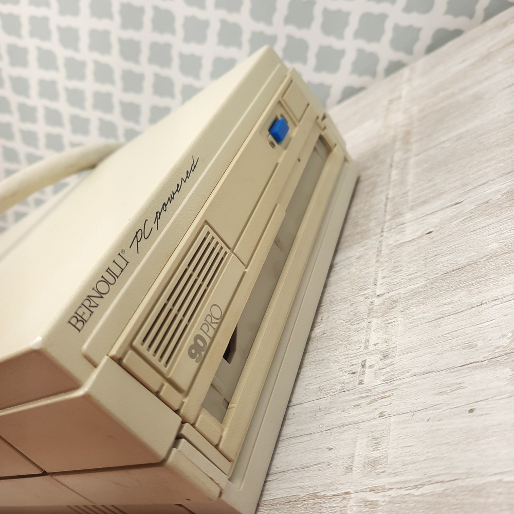 Vintage Bernoulli 90 Pro PC Powered External SCSI Drive - Untested