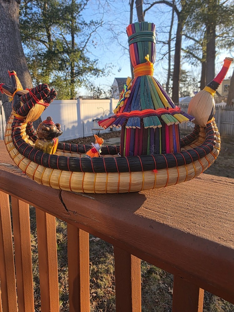 Peruvian Handmade Reed Boat with Hut & Figures