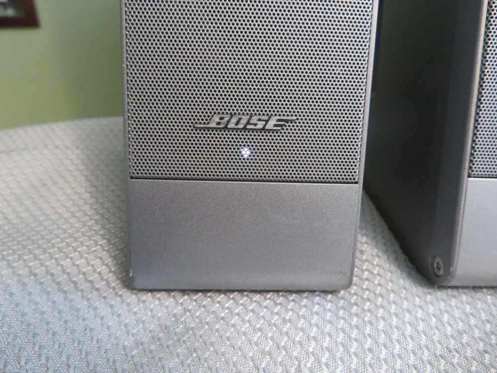 Bose Computer MusicMonitor Computer Speakers Desktop PC Silver Bose no Remote!