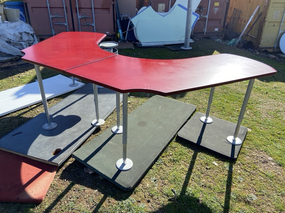 Vintage Herman Miller Resolve Workstations For Two