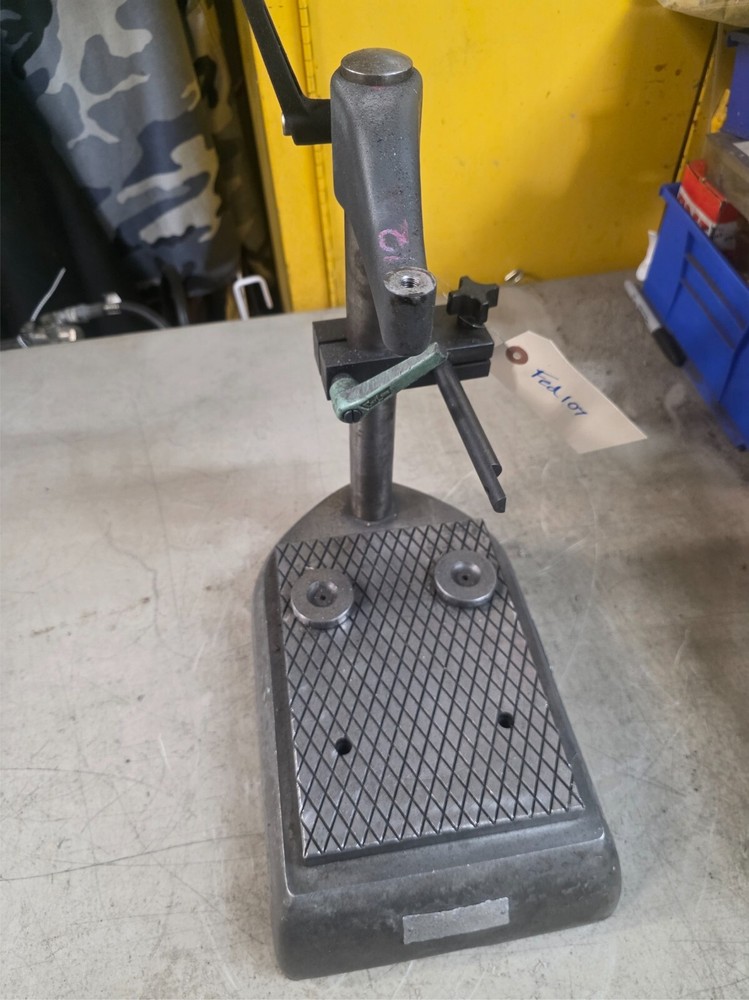 Mahr Federal NB-60 Indicator / Comparator Stand,