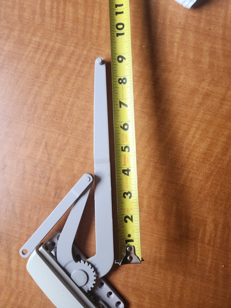 Dual Arm Truth Operator / Left Hand / Color Beige / Silver Pin