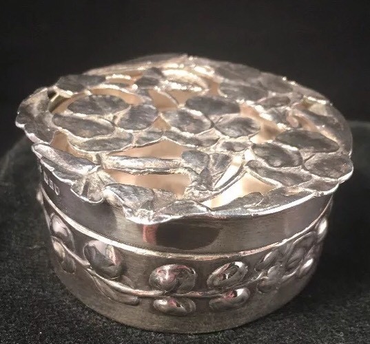 Nice Tiffany Openwork Arts & Crafts Sterling Silver Box Made In England