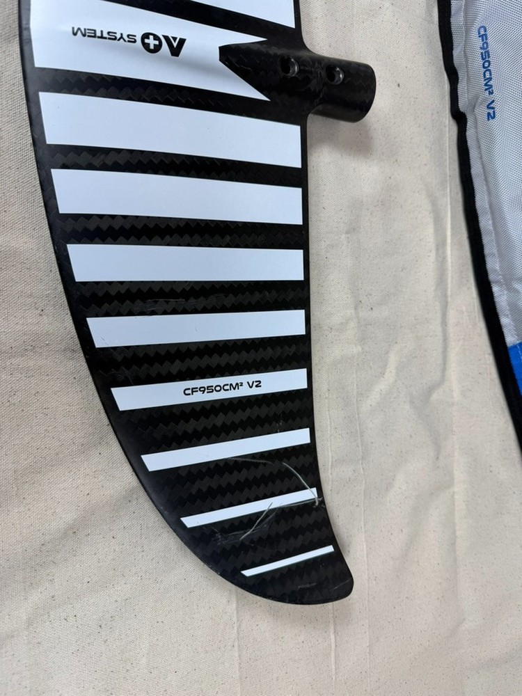 Armstrong CF 950 Front Wing