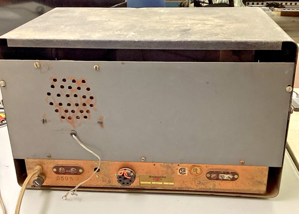 NATIONAL NC-109 SHORTWAVE RECEIVER