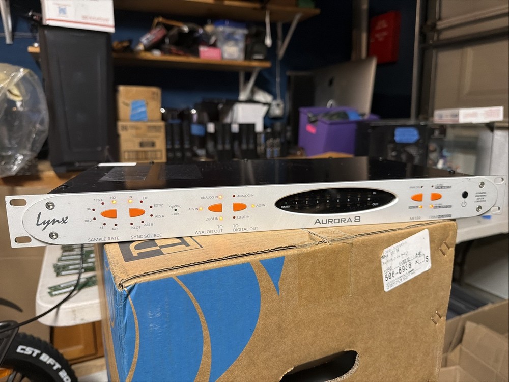 Lynx Aurora 8 AD/DA Converter