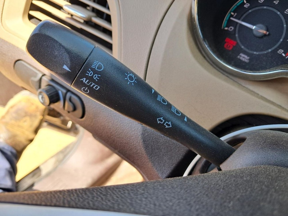 MALIBU 2011 Glove Box 5022771