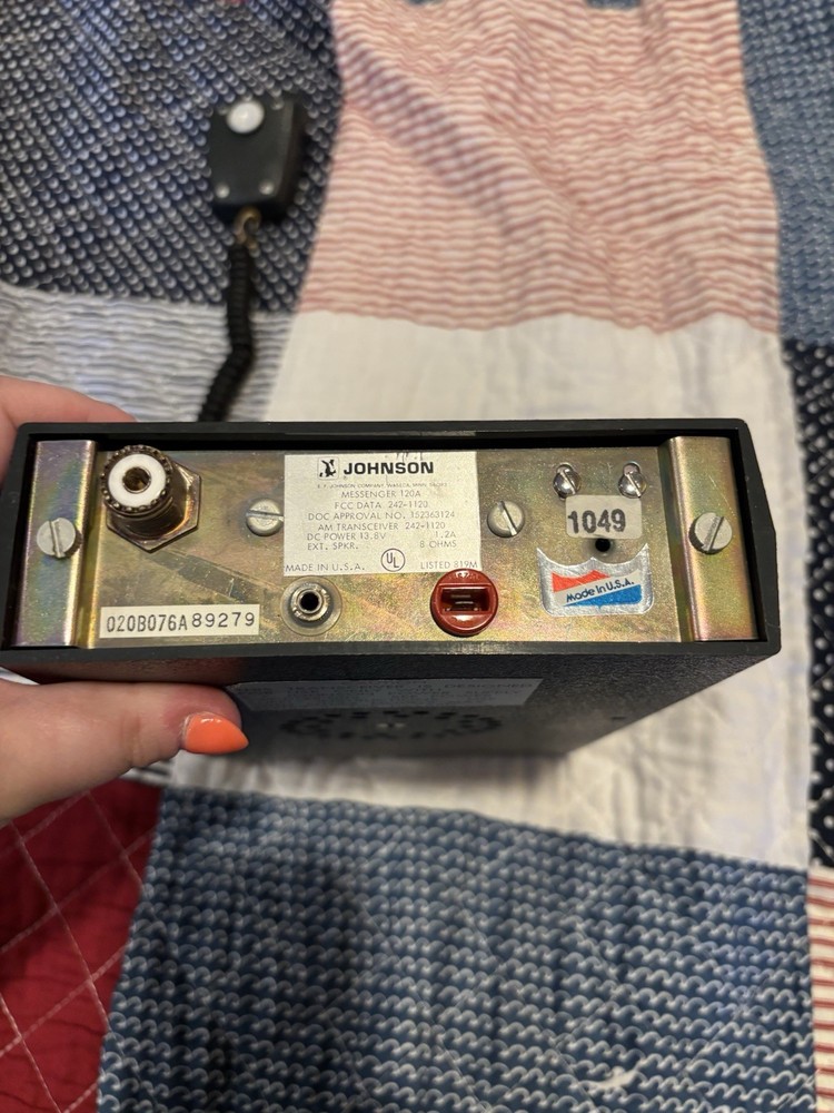 Johnson Messenger 120A CB Radio