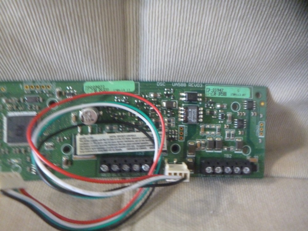 DSC IT-230 DIGITAL SECURITY CONTROLS RS-422 UA588 INTERFACE MODULE @@