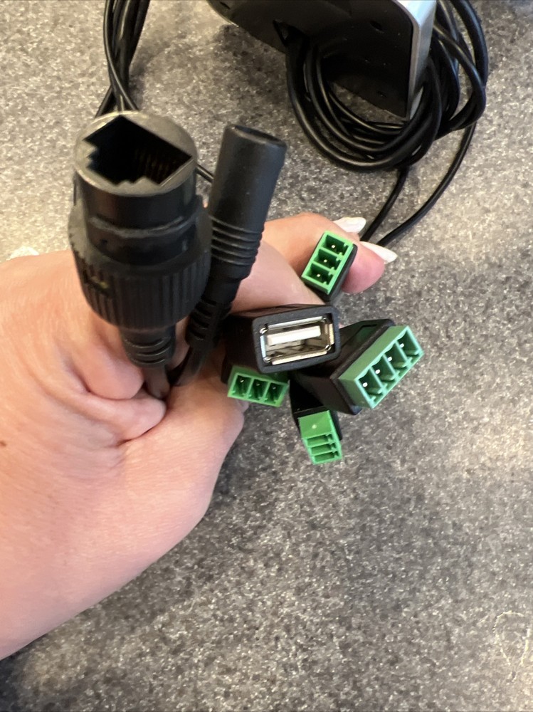 2 Face Temperature Scanner monitors. TC-Prevent + Wall Mount Bracket- 291-109