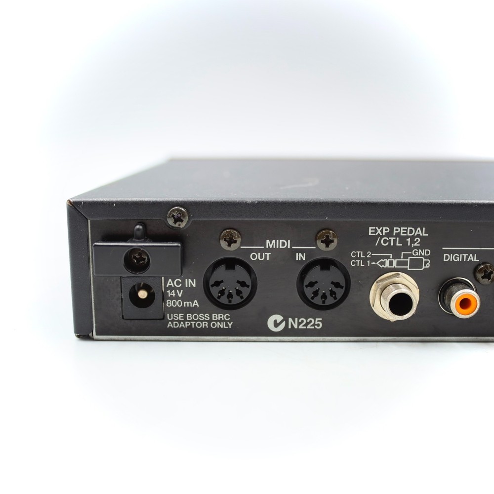 BOSS VF-1 24-Bit Multi-Effects Processor With Power Supply Made in Japan