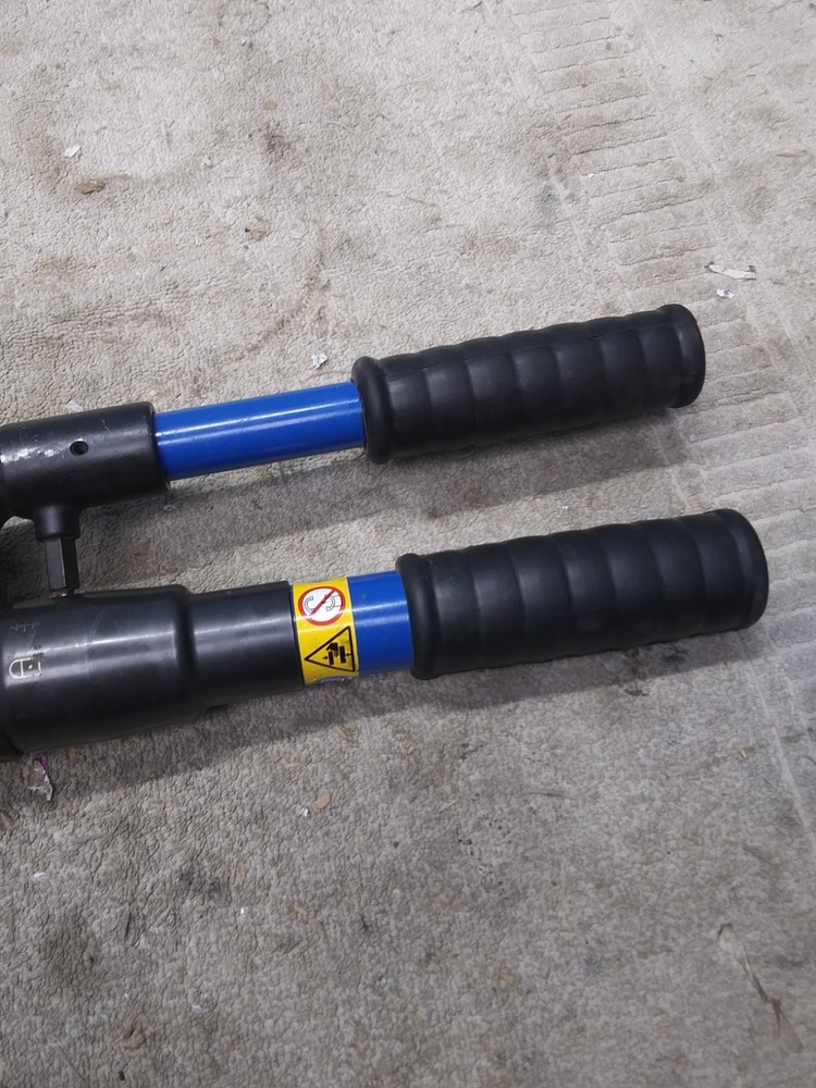 Cembre Hydraulic Crimper HT131L-C Electrical Crimp Tool Cable Crimper