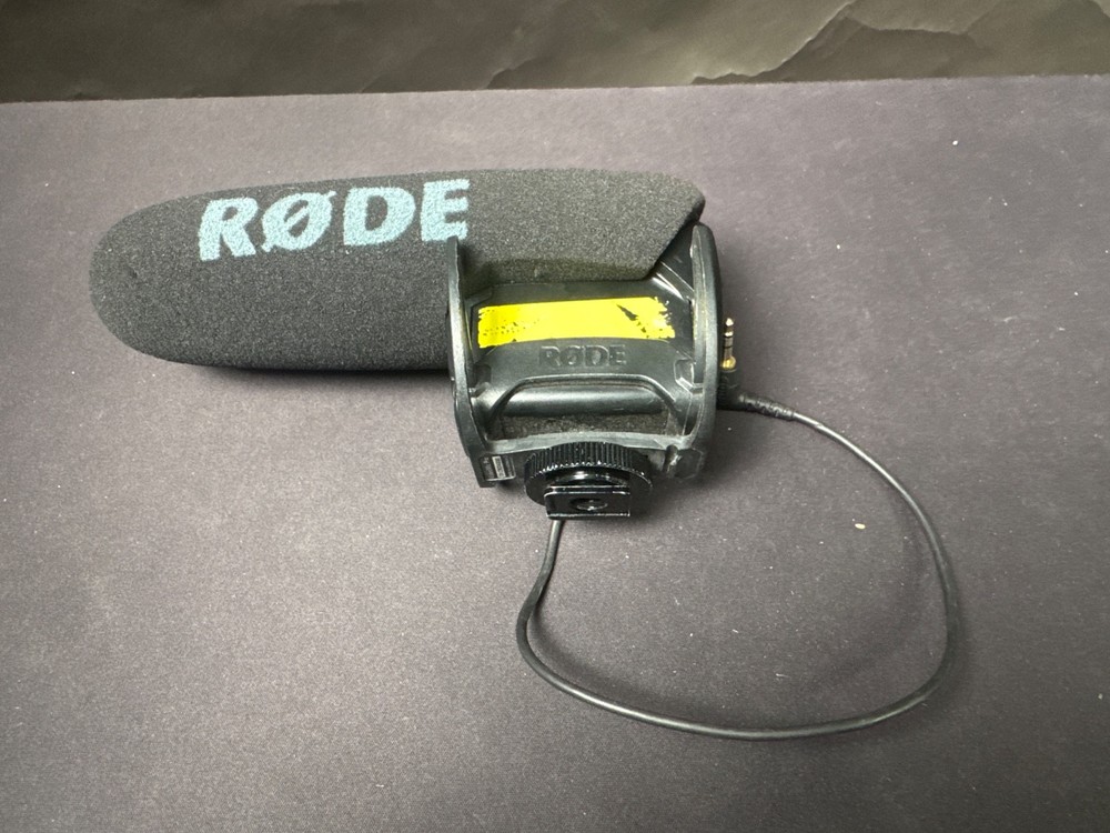 Rode VideoMic Pro Shotgun Condenser Microphone