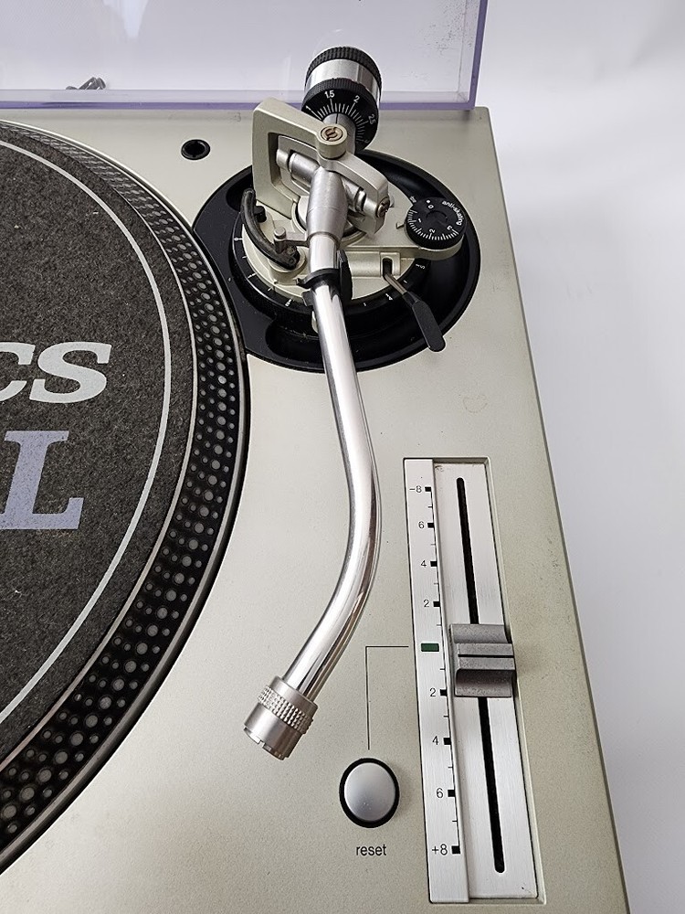 Technics SL-1200MK3D silver DJ Turntable record